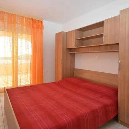 In With Sea View, Terrace, Air Conditioning, Wifi 5080-4 Apartman *
