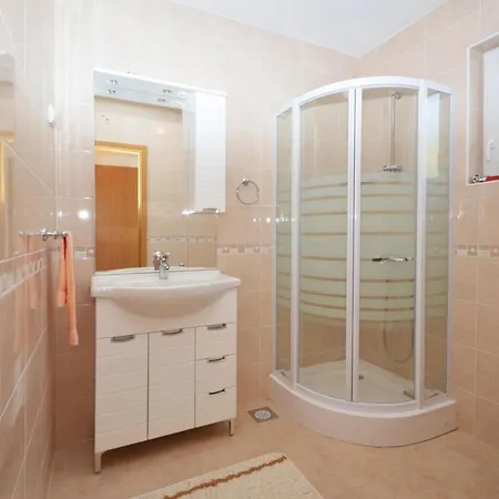 In With Sea View, Terrace, Air Conditioning, Wifi 5080-4 * Prižba
