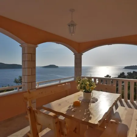 In With Sea View, Terrace, Air Conditioning, Wifi 5080-4 * Prižba